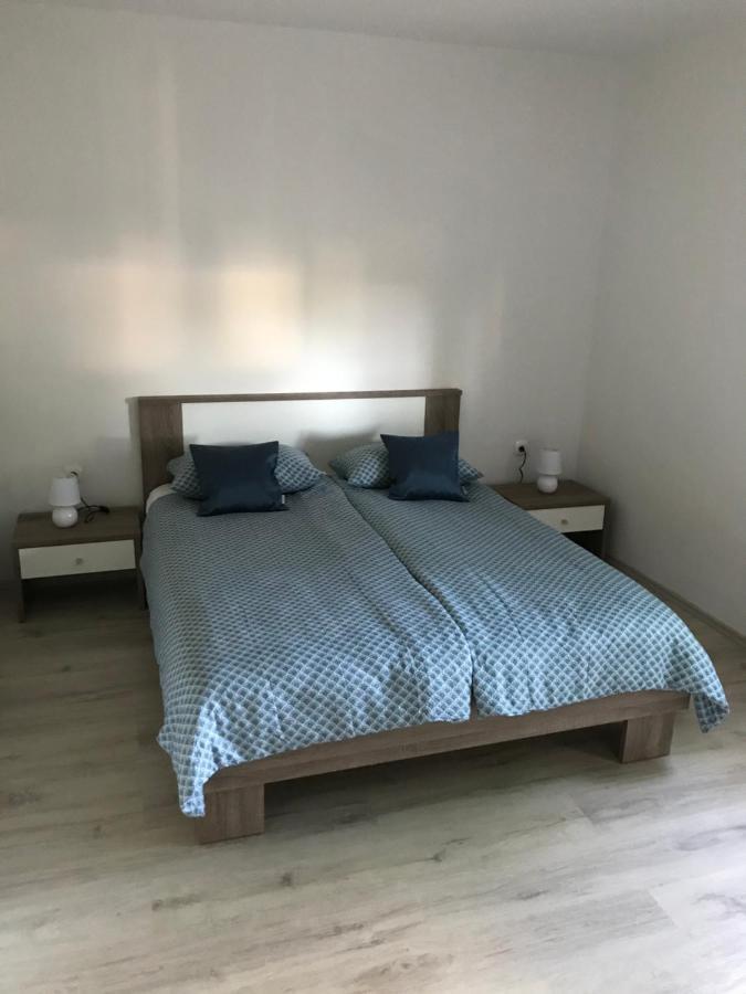 Appartement Lena à Baška Extérieur photo