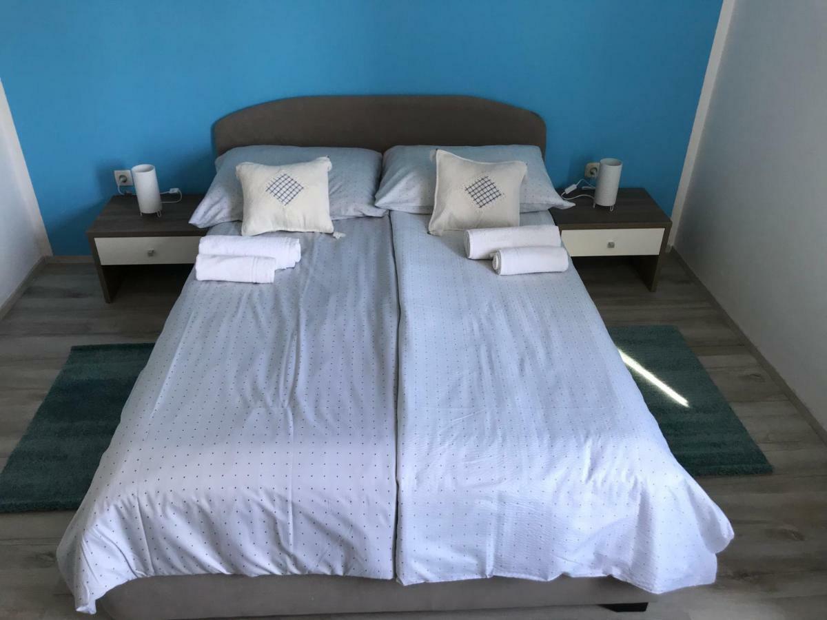 Appartement Lena à Baška Extérieur photo